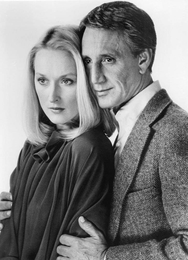 still-of-meryl-streep-and-roy-scheider-in-still-of-the-night-(1982)-large-picture
