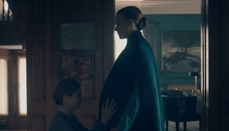 Under the Eye: “Dear&nbsp;Offred”